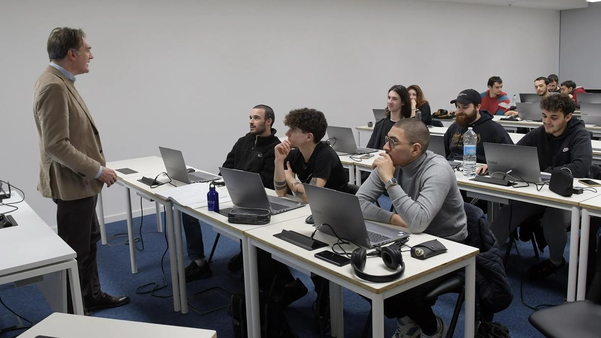 Inaugurata al Centro direzionale Be Business Park di Cassina de’ Pecchi "Ospiterà corsi di formazione in linea con le richieste delle aziende". Inaugurata al Centro direzionale Be Business Park di Cassina de’ Pecchi "Ospiterà corsi di formazione in linea con le richieste delle aziende".