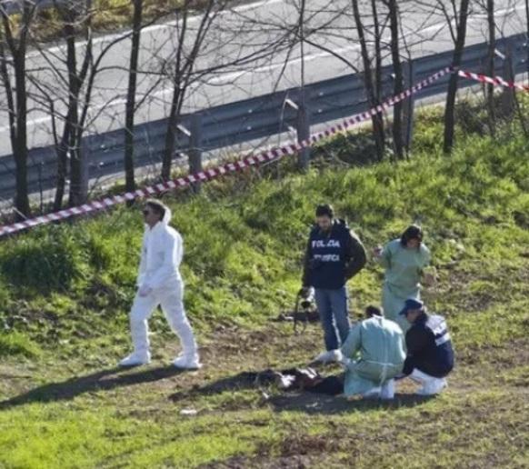 Ucciso in mezzo ai campi. Chiesto il fermo del parente andato in Procura: "Ma io sono innocente" Ucciso in mezzo ai campi. Chiesto il fermo del parente andato in Procura: "Ma io sono innocente"