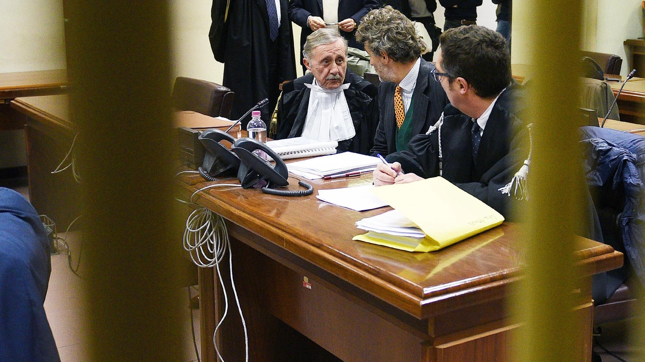 Solo dopo l’espulsione di El FallakI si è saputo che il 29enne ha compiuto abusi sessuali su una minorenne Solo dopo l’espulsione di El FallakI si è saputo che il 29enne ha compiuto abusi sessuali su una minorenne