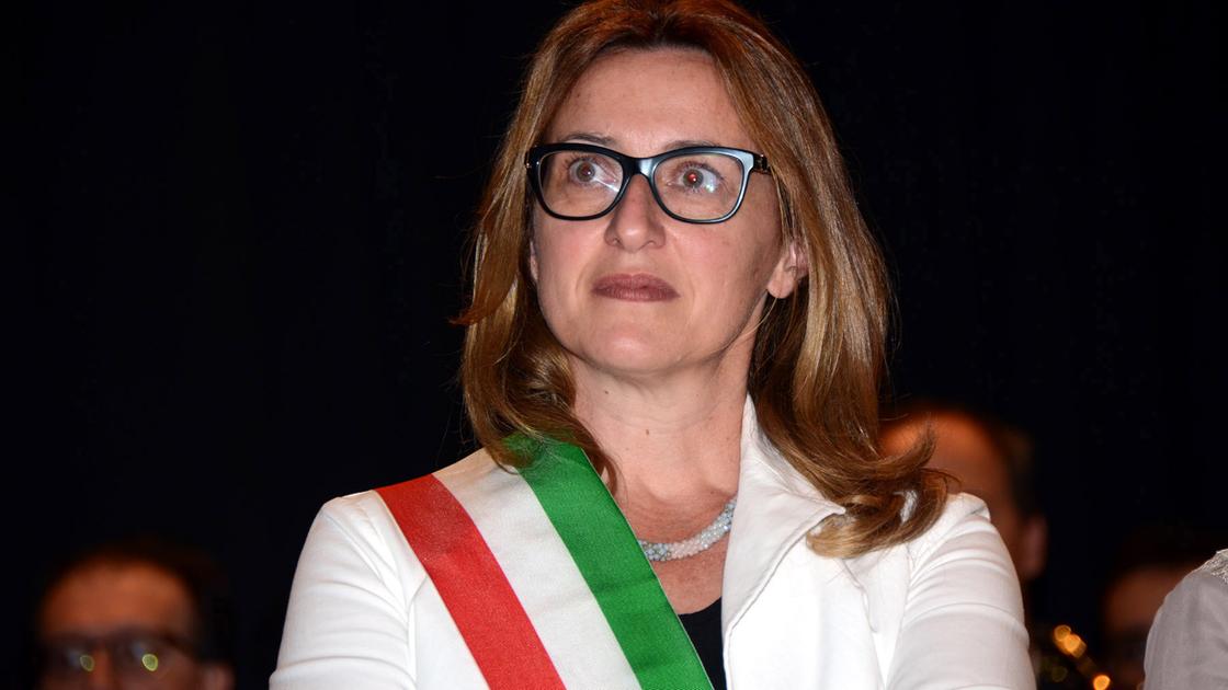 Lecco o Sondrio? Colico sceglierà la propria provincia: via libera a un referendum Lecco o Sondrio? Colico sceglierà la propria provincia: via libera a un referendum