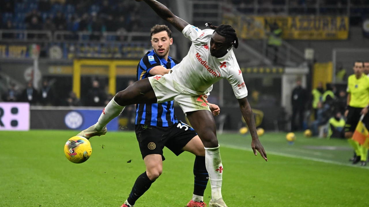 Gli screzi “social“ con il capitano Lautaro Martinez rischiano di incrinare il rapporto. Nel contratto della punta francese presente una clausola rescissoria da 85 milioni:. Arsenal e United alla finestra, la prima alternativa è il centravanti della Fiorentina.
