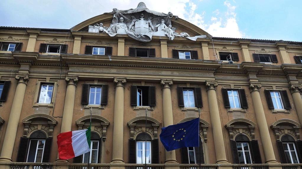 Il rendimento annuo italiano scende al 3,4% Il rendimento annuo italiano scende al 3,4%