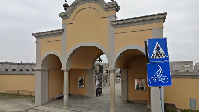 Il Comune di Senna Lodigiana rescinde il contratto con la società cimiteriale per gravi inadempienze. Anche la Provincia di Lodi annulla un appalto milionario per lavori all'istituto agrario Tosi di Codogno. Il Comune di Senna Lodigiana rescinde il contratto con la società cimiteriale per gravi inadempienze. Anche la Provincia di Lodi annulla un appalto milionario per lavori all'istituto agrario Tosi di Codogno.