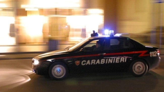 Nell'inseguimento impegnate più auto del Radiomobile Nell'inseguimento impegnate più auto del Radiomobile