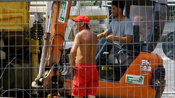 Caldo, arriva l’ordinanza: in Lombardia stop al lavoro all’aperto