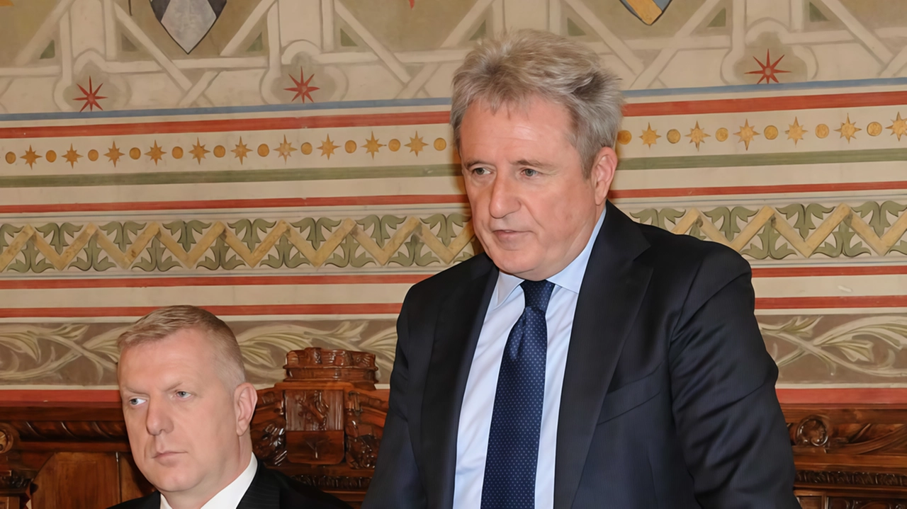 Andrea Lolli commissario straordinario Franco Tosi Si aspettavano acquirenti per il grande Comparto ma nessuno si è fatto avanti
