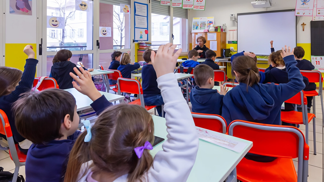 Lavorava in una primaria della provincia e per anni avrebbe frodato il ministero dell’Istruzione. Intascava rimborsi per beni mai acquistati dal suo istituto e per servizi informatici inesistenti. Lavorava in una primaria della provincia e per anni avrebbe frodato il ministero dell’Istruzione. Intascava rimborsi per beni mai acquistati dal suo istituto e per servizi informatici inesistenti.