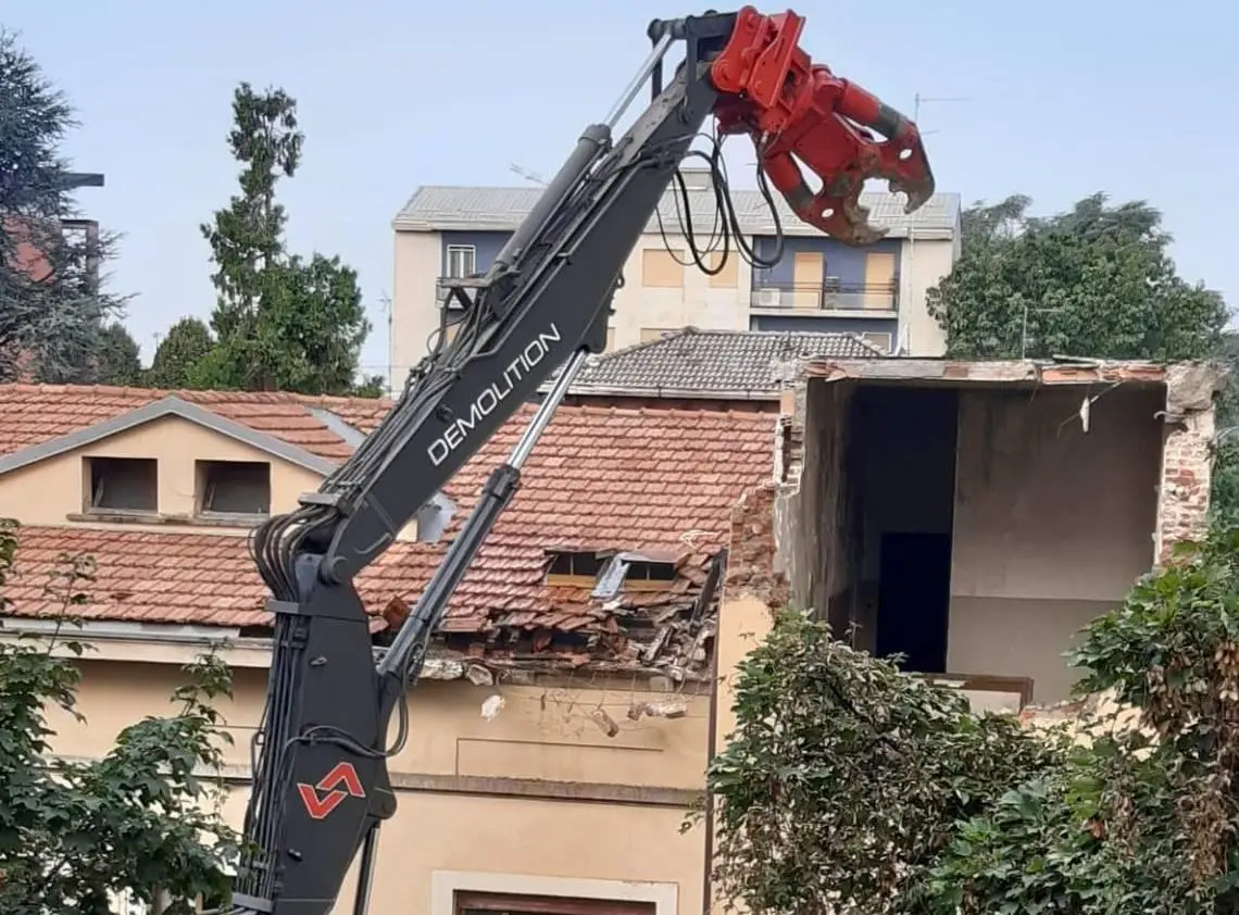 Si abbatte lo stabile dell’ex mutua. Al suo posto la Casa di comunità