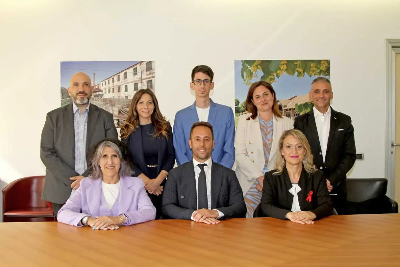 Chi c’è nella nuova giunta del Comune di Rozzano: nomi e incarichi della squadra di Mattia Ferretti