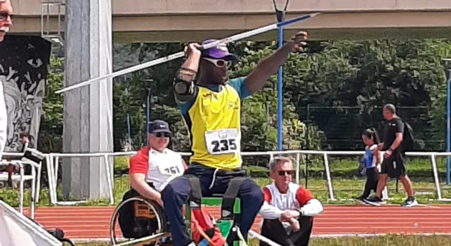 Kwadzo Klokpah, dalla canoa al giavellotto: il campione paralimpico che batte ogni record