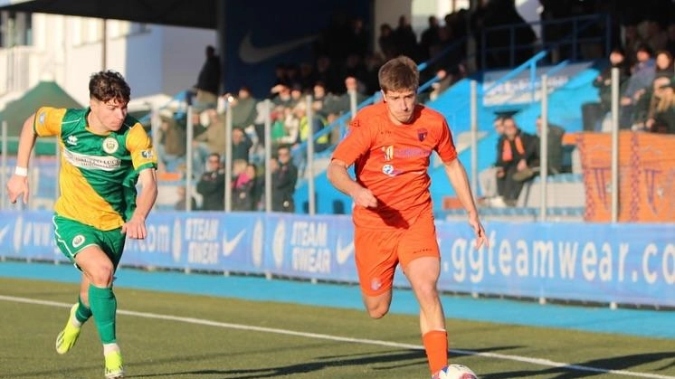 L’attaccante Francesco Gobbi ha segnato il primo gol della sfida a Siracusa