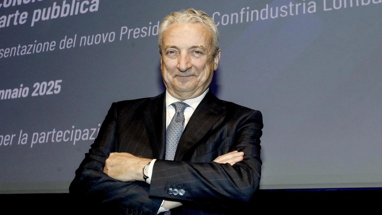 L’imprenditore bresciano Giuseppe Pasini, 64 anni, è presidente del Feralpi Group e dallo scorso gennaio è al vertice di Confindustria Lombardia L’imprenditore bresciano Giuseppe Pasini, 64 anni, è presidente del Feralpi Group e dallo scorso gennaio è al vertice di Confindustria Lombardia