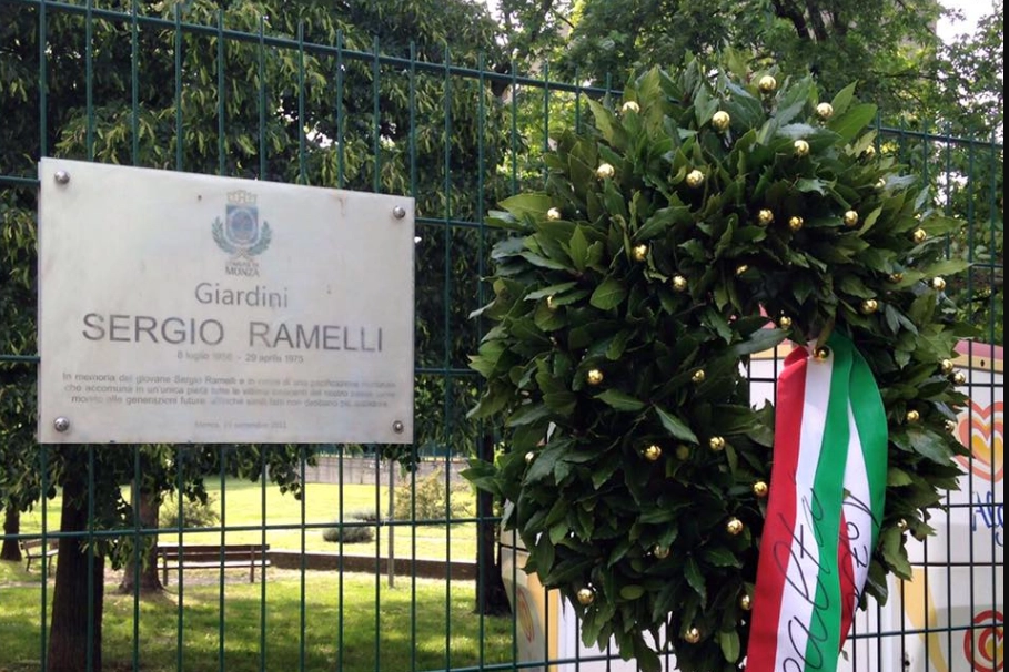 La targa in memoria di Sergio Ramelli a Monza