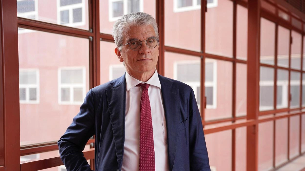Fumata nera all’Università di Milano-Bicocca per l’elezione del rettore. Tutto rimandato a venerdì, per il secondo turno, salvo sorprese. In... Fumata nera all’Università di Milano-Bicocca per l’elezione del rettore. Tutto rimandato a venerdì, per il secondo turno, salvo sorprese. In...