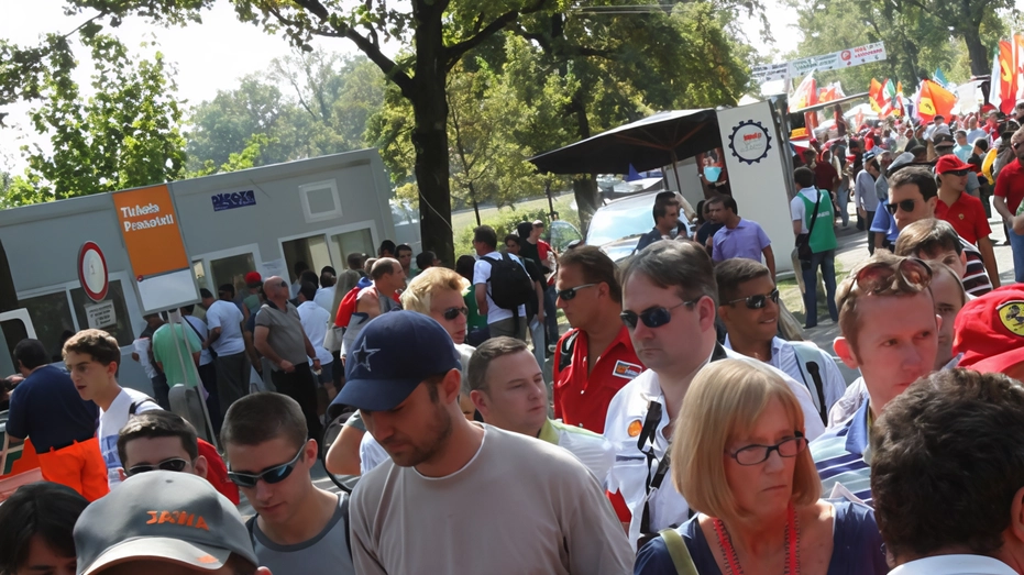 Oltre 400 operatori in campo, oltre 151 postazioni per i pagamenti Oltre 400 operatori in campo, oltre 151 postazioni per i pagamenti