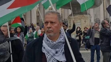 “Applausi a chi ha picchiato i tifosi israeliani ad Amsterdam”: indagato il presidente dell'Associazione Palestinesi Mohammad Hannoun