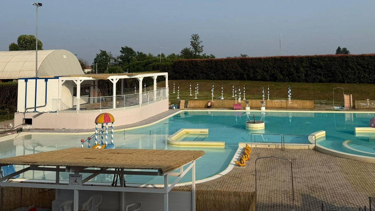 Ha riaperto i cancelli il lido estivo: una spiaggia nel cuore della città per famiglie e bambini Ha riaperto i cancelli il lido estivo: una spiaggia nel cuore della città per famiglie e bambini