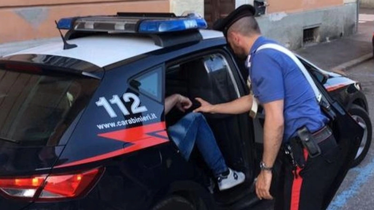 I carabinieri hanno eseguito l’ordinanza firmata dalla Procura della Repubblica di Brescia diretta da Francesco Prete I carabinieri hanno eseguito l’ordinanza firmata dalla Procura della Repubblica di Brescia diretta da Francesco Prete