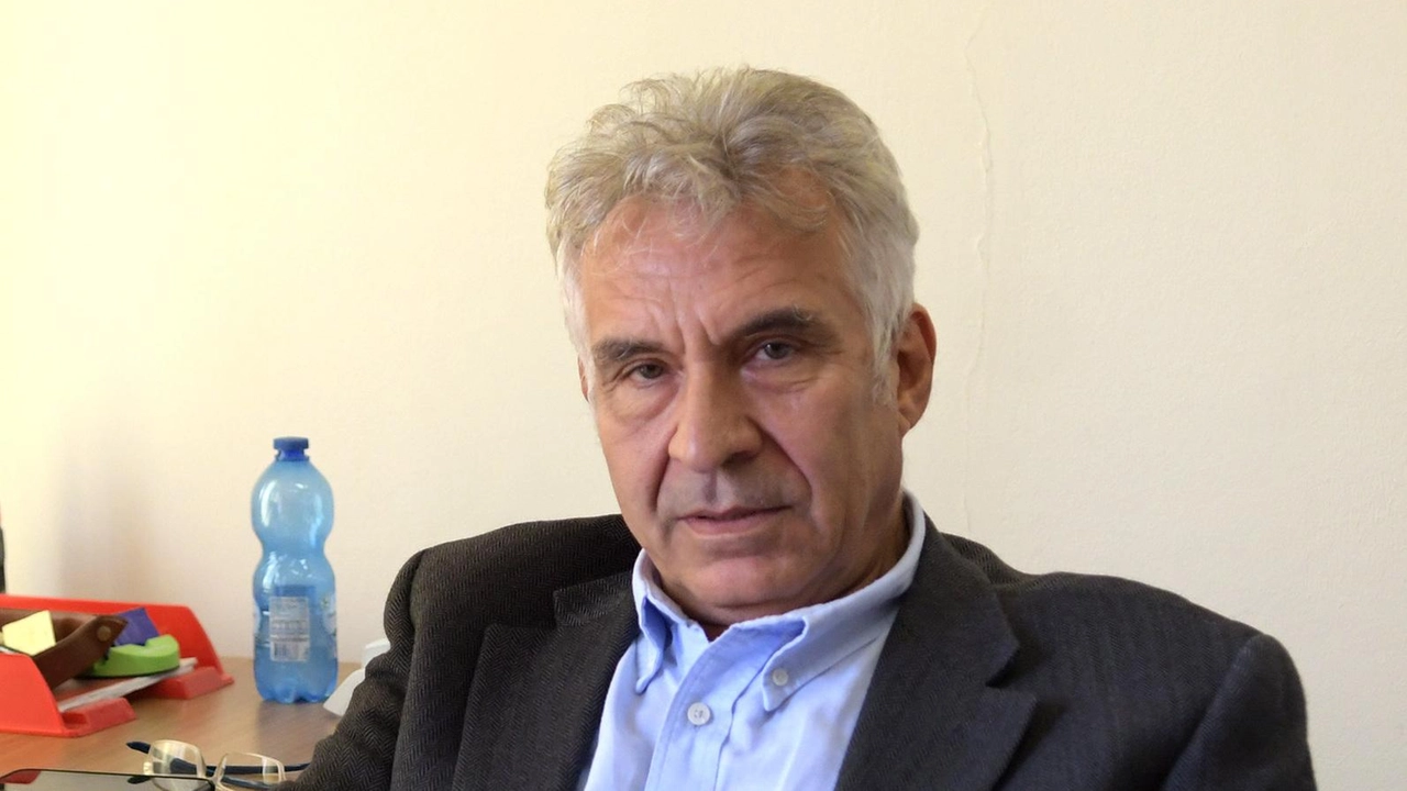 La gestione della Rsa di Paullo rimane incerta nonostante la proroga della cooperativa Crm onlus. Il gruppo consigliare chiede chiarezza sul futuro della struttura e interviene sull'urgenza di lavori di manutenzione. La gestione della Rsa di Paullo rimane incerta nonostante la proroga della cooperativa Crm onlus. Il gruppo consigliare chiede chiarezza sul futuro della struttura e interviene sull'urgenza di lavori di manutenzione.