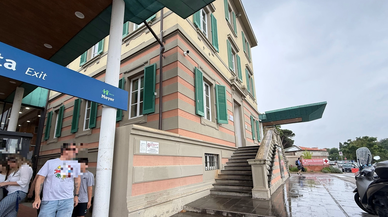 L’ospedale pediatrico Meyer di Firenze dove la bimba gravemente ferita è arrivata con l’elisoccorso