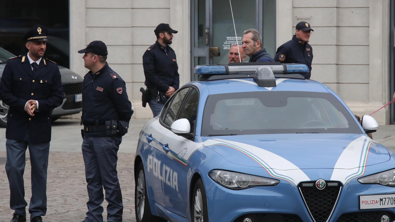 È dovuta intervenire la polizia È dovuta intervenire la polizia