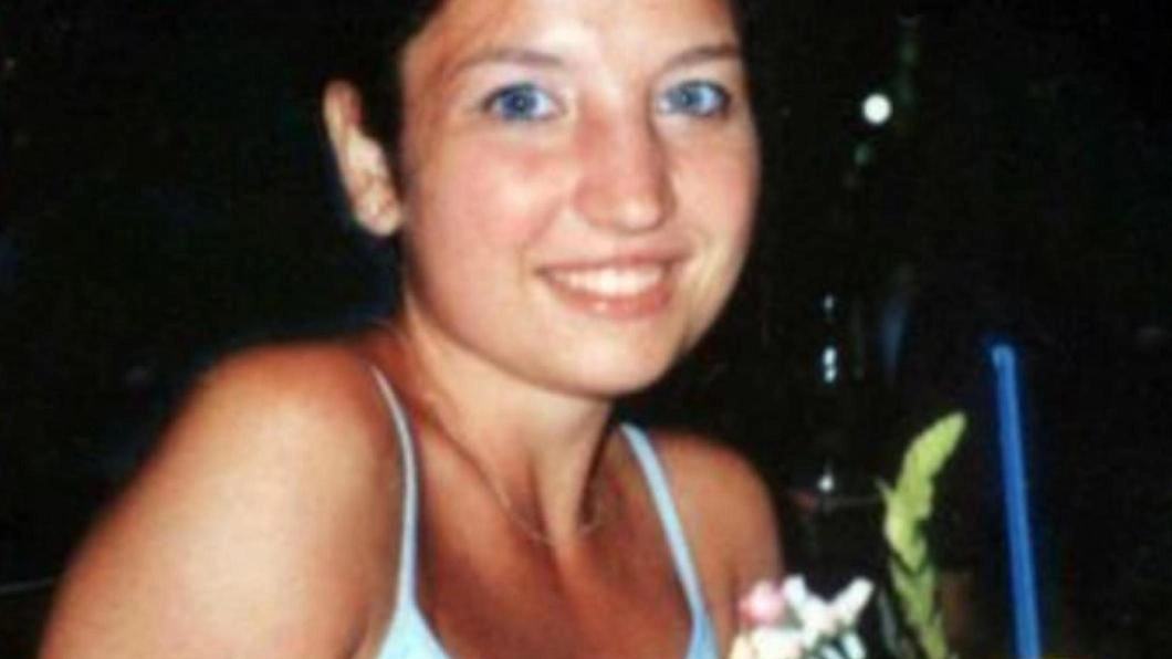 GARLASCO (Pavia) Non solo dalla scena del crimine, ma anche dal corpo di Chiara Poggi (foto) sono stati prelevati reperti biologici...