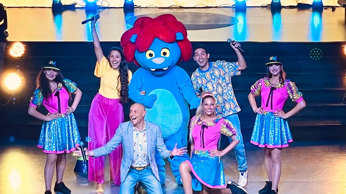 leolandia celebra la festa della mamma con lo show dei dinsieme