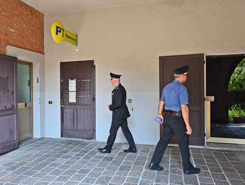 Come fantasmi in posta. Colpo da 100mila euro Come fantasmi in posta. Colpo da 100mila euro