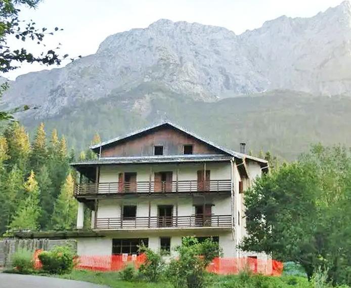 ardesio l8217ex albergo sempreneve diventa museo modello da esportare come sar224