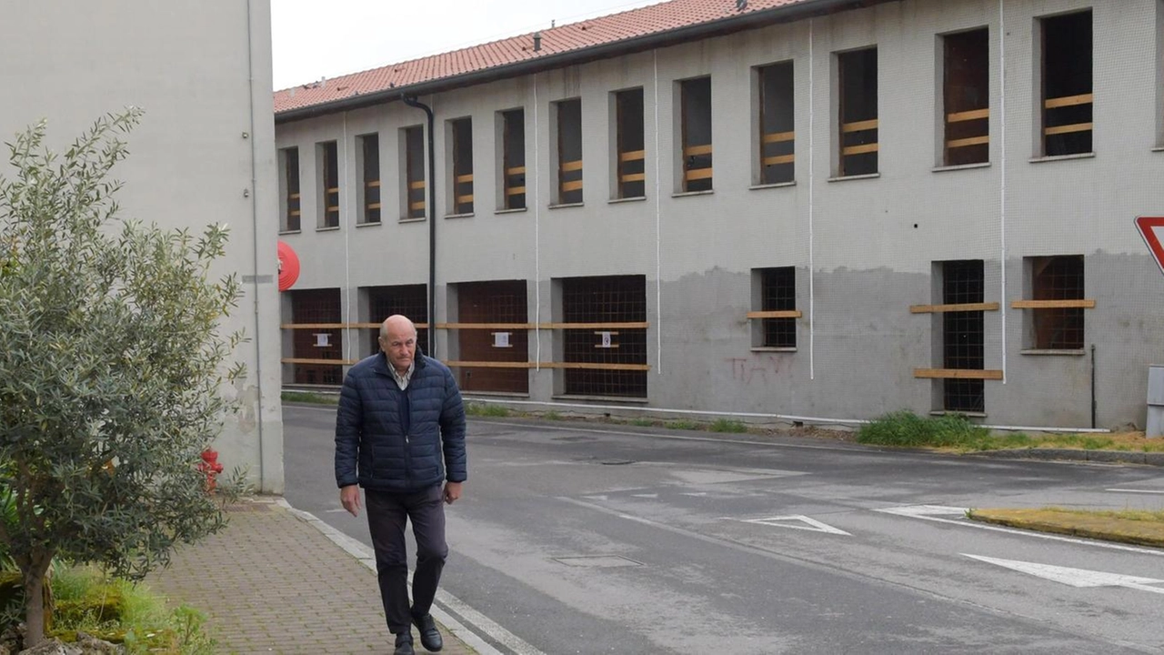 Il grande complesso in centro città è stato finalmente messo in sicurezza e l’area bonificata