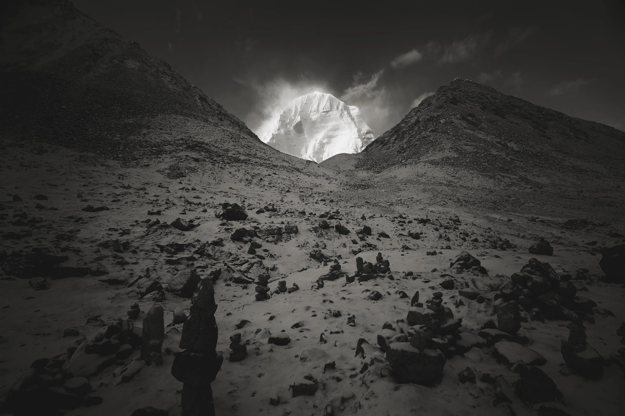 Kenro Izu, Kailash #75, Tibet, 2000