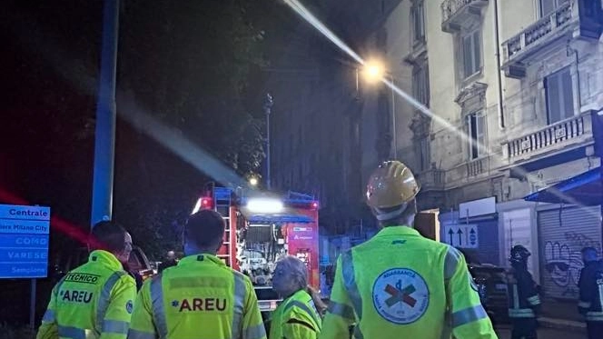 L'intervento dei soccorritori in viale Abruzzi (Foto Croce Medica Milano)