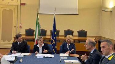 Lotta alla mafia patto tra prefettura e due procure Lotta alla mafia patto tra prefettura e due procure