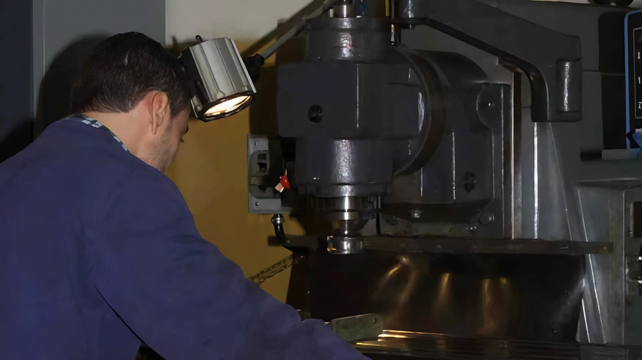 Nel 2° trimestre 2024, l'economia della provincia di Sondrio subisce un brusco rallentamento, con cali nella produzione e nel settore terziario. Tuttavia, si registrano segnali positivi dall'occupazione e dall'export. Nel 2° trimestre 2024, l'economia della provincia di Sondrio subisce un brusco rallentamento, con cali nella produzione e nel settore terziario. Tuttavia, si registrano segnali positivi dall'occupazione e dall'export.