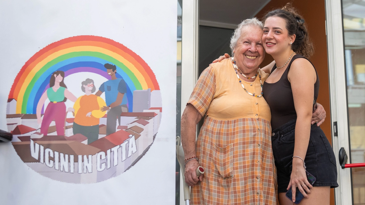 Ida Ori con un'operatrice della comunità di San Egidio