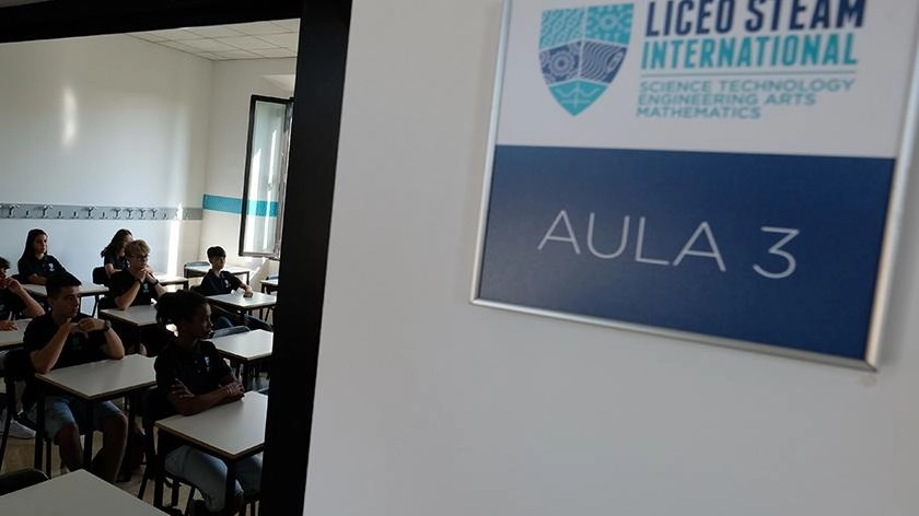 Primo fra tutte le scuole monzesi, il liceo Steam (Scienze, Tecnologia, Engineering, Arte) apre l’anno scolastico 2025-2026, oggi alle 9.30,... Primo fra tutte le scuole monzesi, il liceo Steam (Scienze, Tecnologia, Engineering, Arte) apre l’anno scolastico 2025-2026, oggi alle 9.30,...