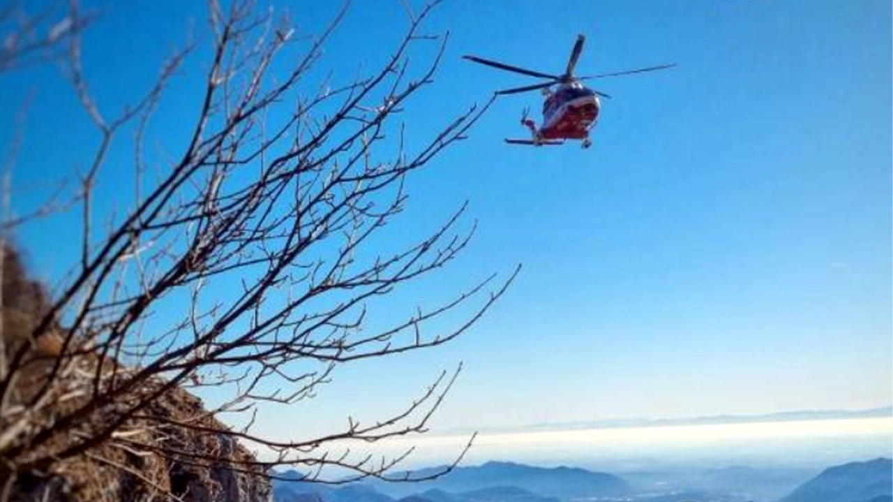 In azione il soccorso alpino In azione il soccorso alpino