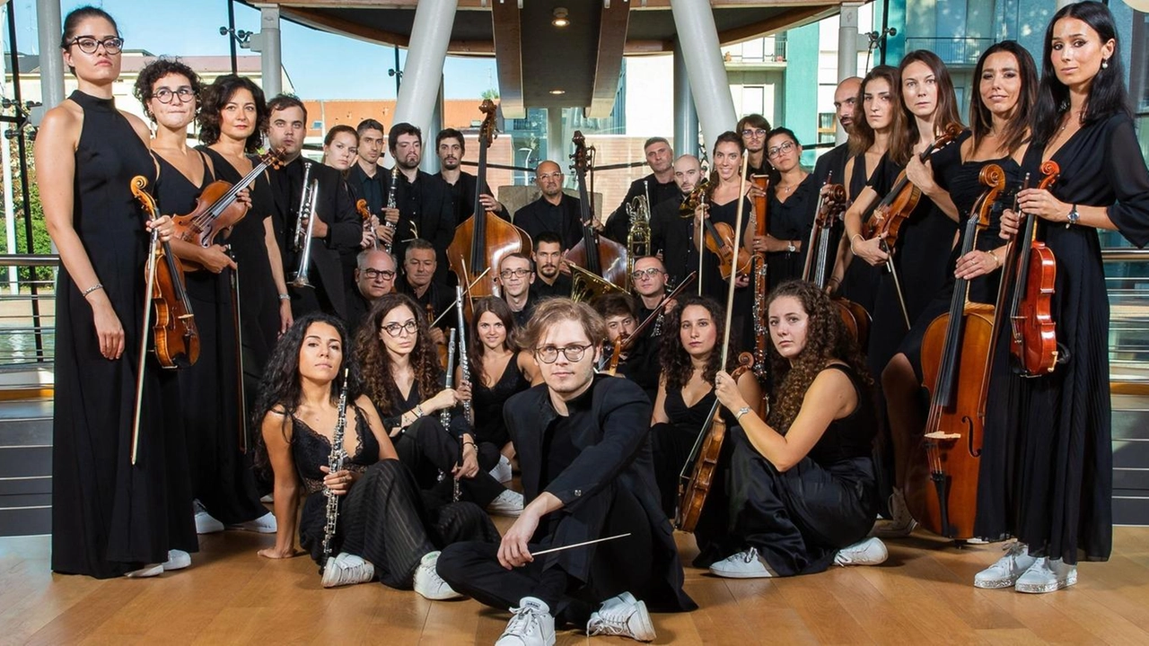 La Filarmonica Ettore Pozzoli protagonista del concerto-spettacolo al teatro San Rocco di Seregno sarà la terza voce in scena. accanto alle due attrici Federica Fabiani e Rossella Rapisarda La Filarmonica Ettore Pozzoli protagonista del concerto-spettacolo al teatro San Rocco di Seregno sarà la terza voce in scena. accanto alle due attrici Federica Fabiani e Rossella Rapisarda