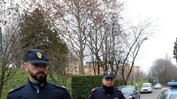 Con lui viaggiava anche un irregolare: verrà espulso Con lui viaggiava anche un irregolare: verrà espulso