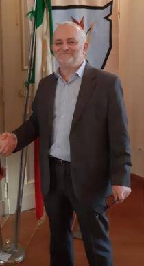 Sindaci concordi: sì alla fusione. Parola ai cittadini Sindaci concordi: sì alla fusione. Parola ai cittadini