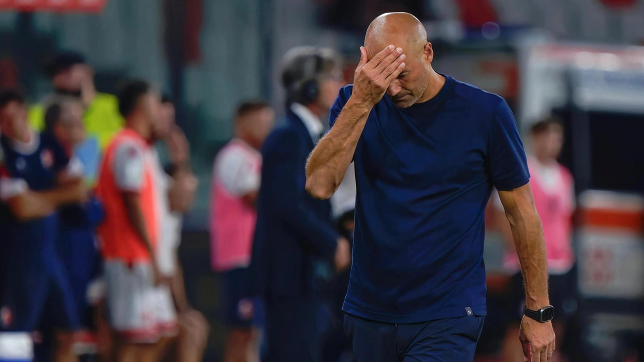 L’allenatore del Monza, Paolo Bianco, deluso dopo la sconfitta ad Avellino Oggi con la Sampdoria l’occasione per prendersi tre punti importanti L’allenatore del Monza, Paolo Bianco, deluso dopo la sconfitta ad Avellino Oggi con la Sampdoria l’occasione per prendersi tre punti importanti