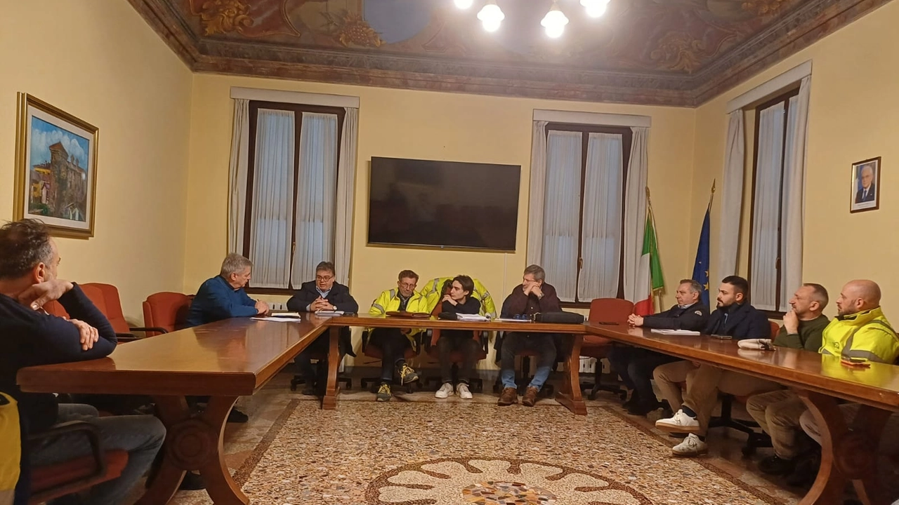 L'incontro in municipio con i rappresentanti di Autostrade L'incontro in municipio con i rappresentanti di Autostrade