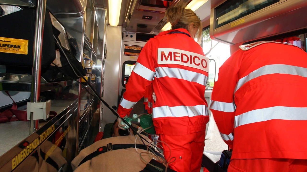 Il 68enne è stato trasportato in codice rosso