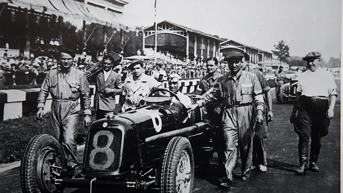 Il docufilm della cooperativa La Meridiana uscirà poco prima del Gp d’Italia. Il regista Scotti: "Racconto avvincente che farà rivivere i fasti di un tempo".