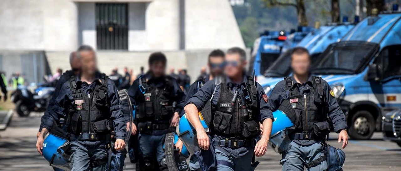 Como-Cagliari, tre tifosi denunciati: volevano entrare con biglietti falsi
