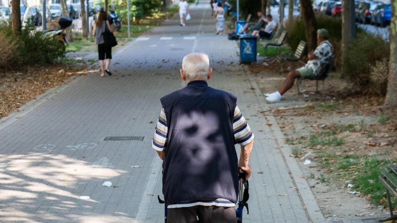 In agosto le periferie sono popolate soprattutto da anziani