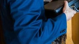Incontri aperti a tutti e gratuiti con il supporto di forze di Polizia e Municipi "La miglior arma di difesa è conoscere i loro trucchi e adottare precauzioni". Incontri aperti a tutti e gratuiti con il supporto di forze di Polizia e Municipi "La miglior arma di difesa è conoscere i loro trucchi e adottare precauzioni".