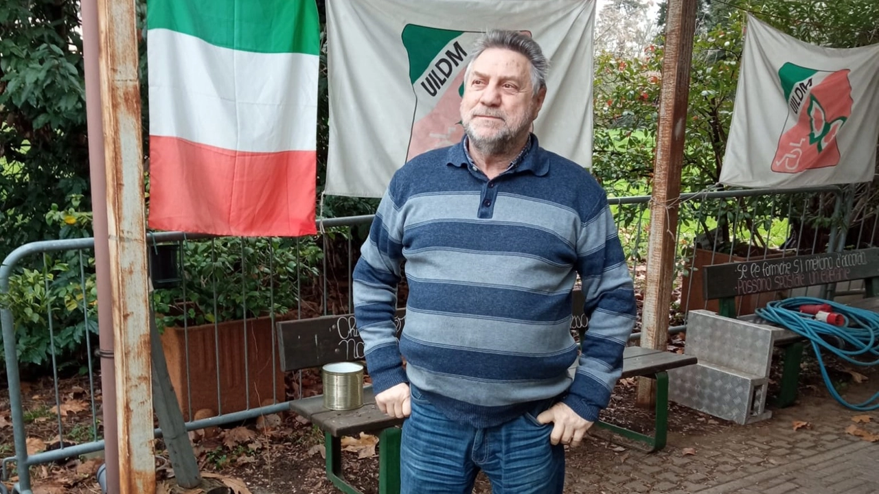 Luciano Lo Bianco presidente della sezione cittadina della Uildm Unione italiana lotta alla distrofia muscolare presenterà formale denuncia all’Ufficio relazione con il pubblico dell’ospedale di Legnano Luciano Lo Bianco presidente della sezione cittadina della Uildm Unione italiana lotta alla distrofia muscolare presenterà formale denuncia all’Ufficio relazione con il pubblico dell’ospedale di Legnano