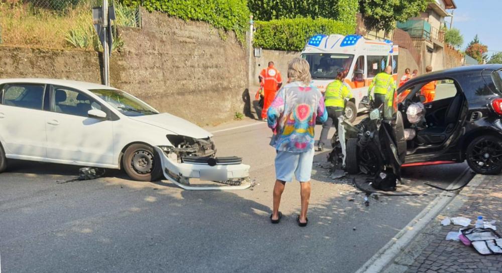 Terribile incidente frontale a Brivio: due donne ferite, una è incinta