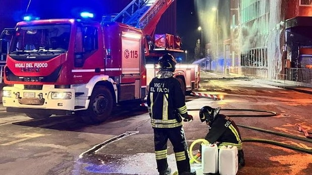 Un intervento dei vigili del fuoco (foto d'archivio)